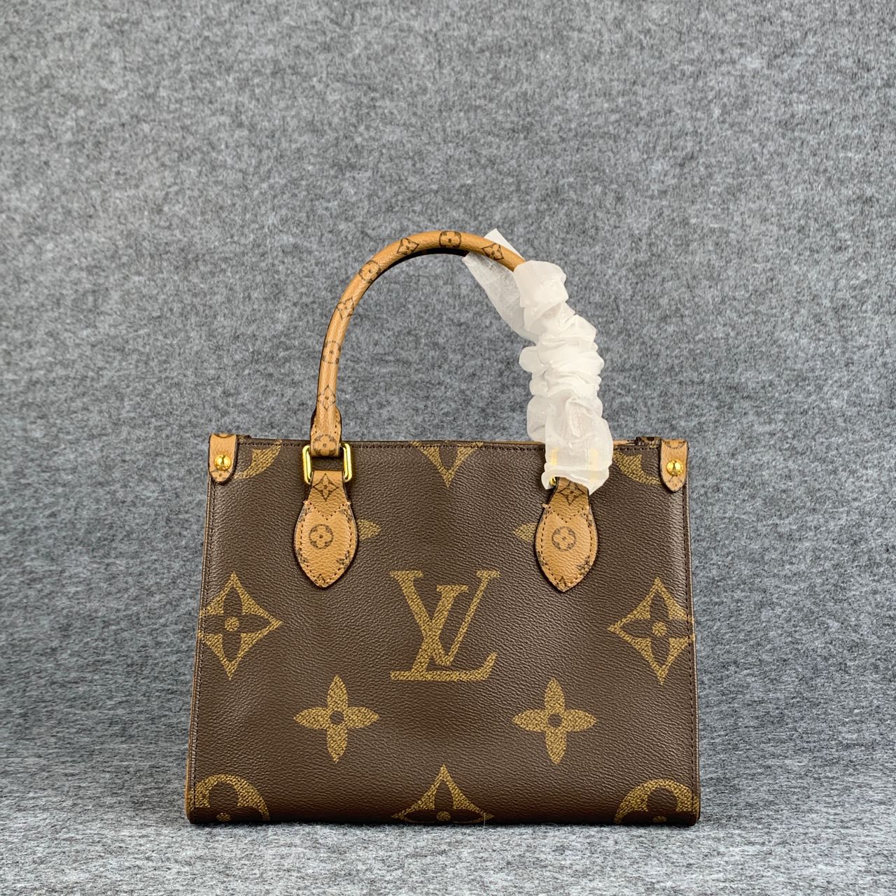 LV ONTHEGO GM  GIANT REVERSE BROWN