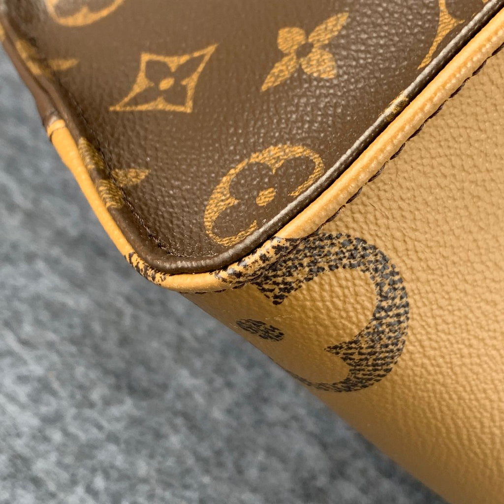 LV ONTHEGO GM  GIANT REVERSE BROWN