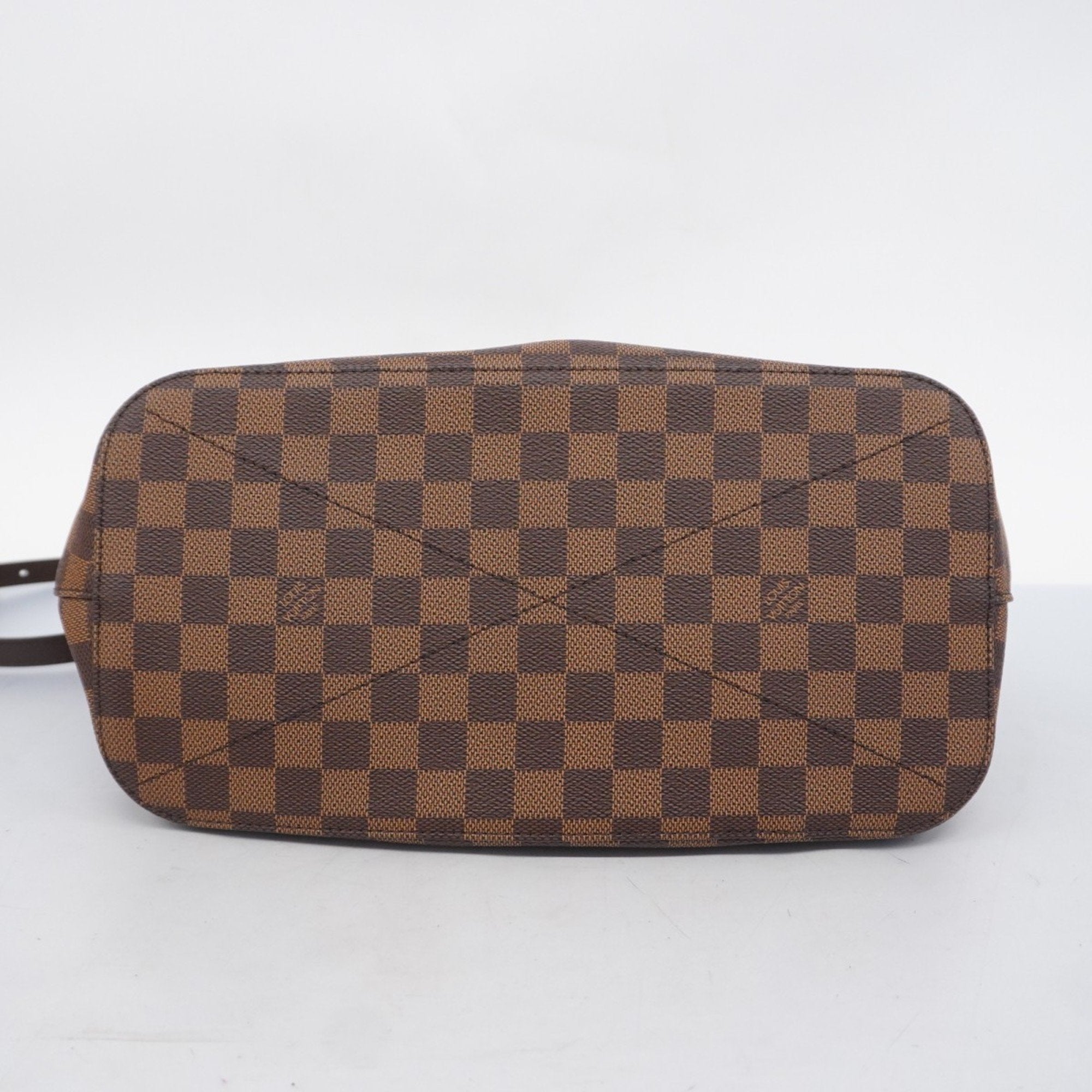 Louis Vuitton  Handbag