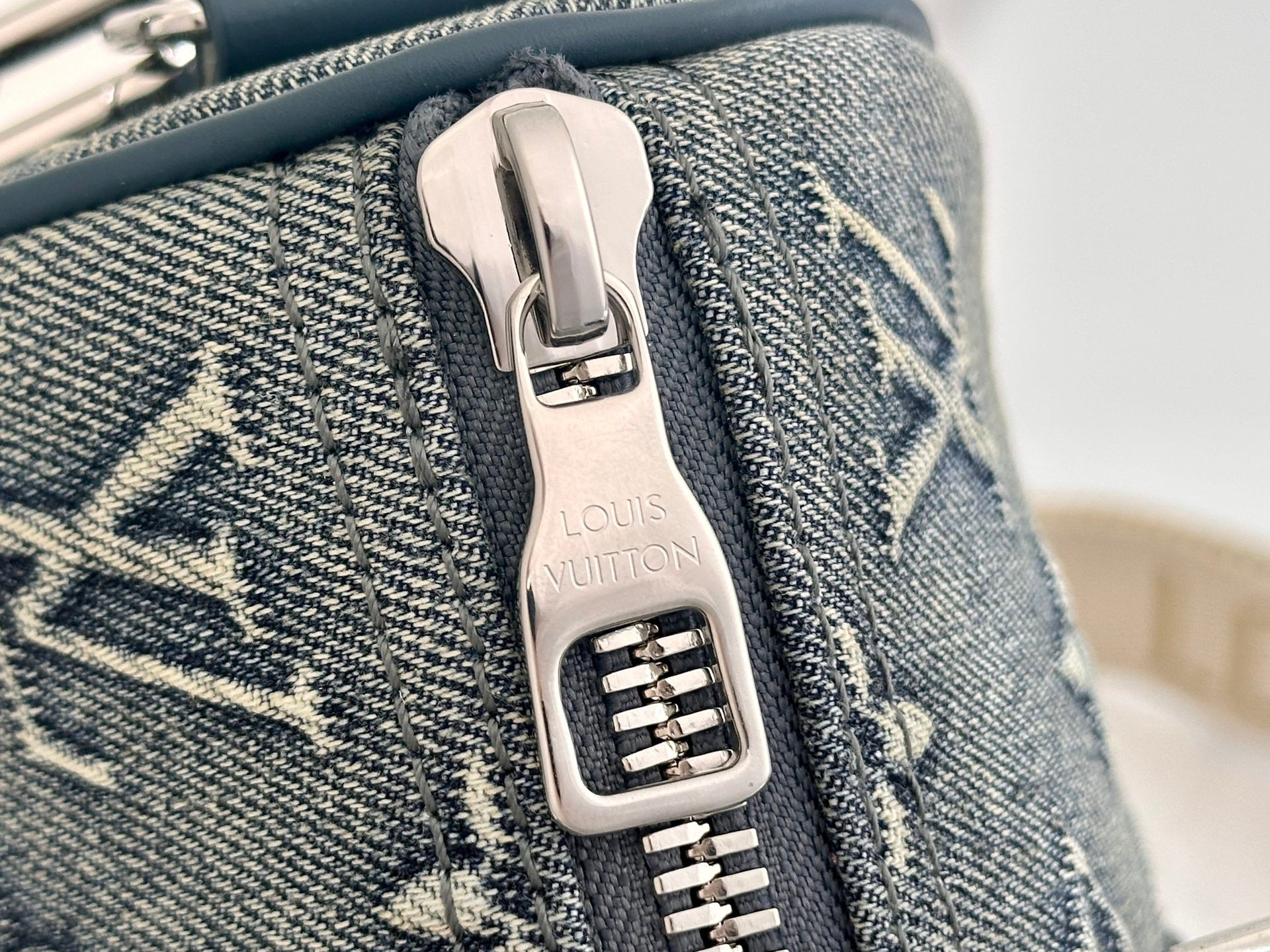LV 25 Denim Handbag