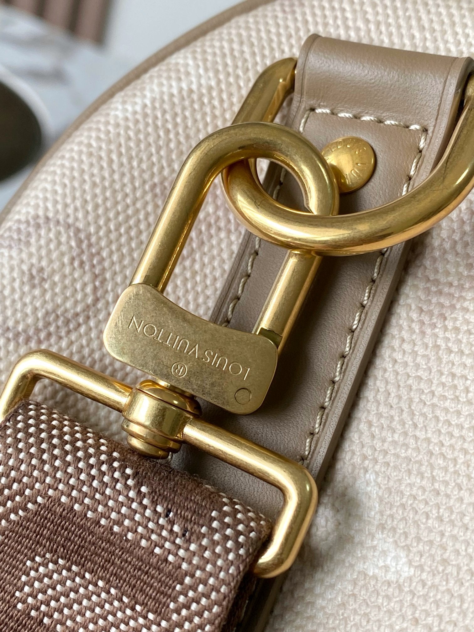 LV 25 Handbag