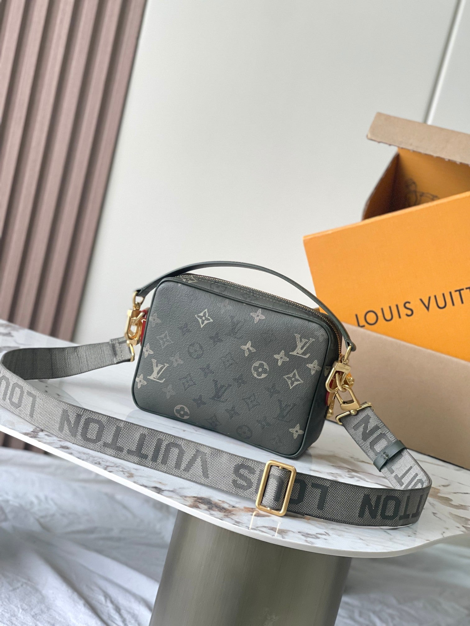 LV Nil Handbag